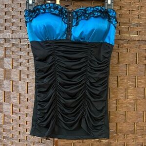 Chic Strapless Blue and Black Ruched Top